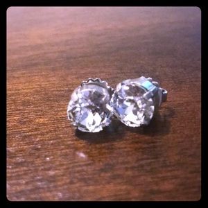 Sorrelli clear earrings